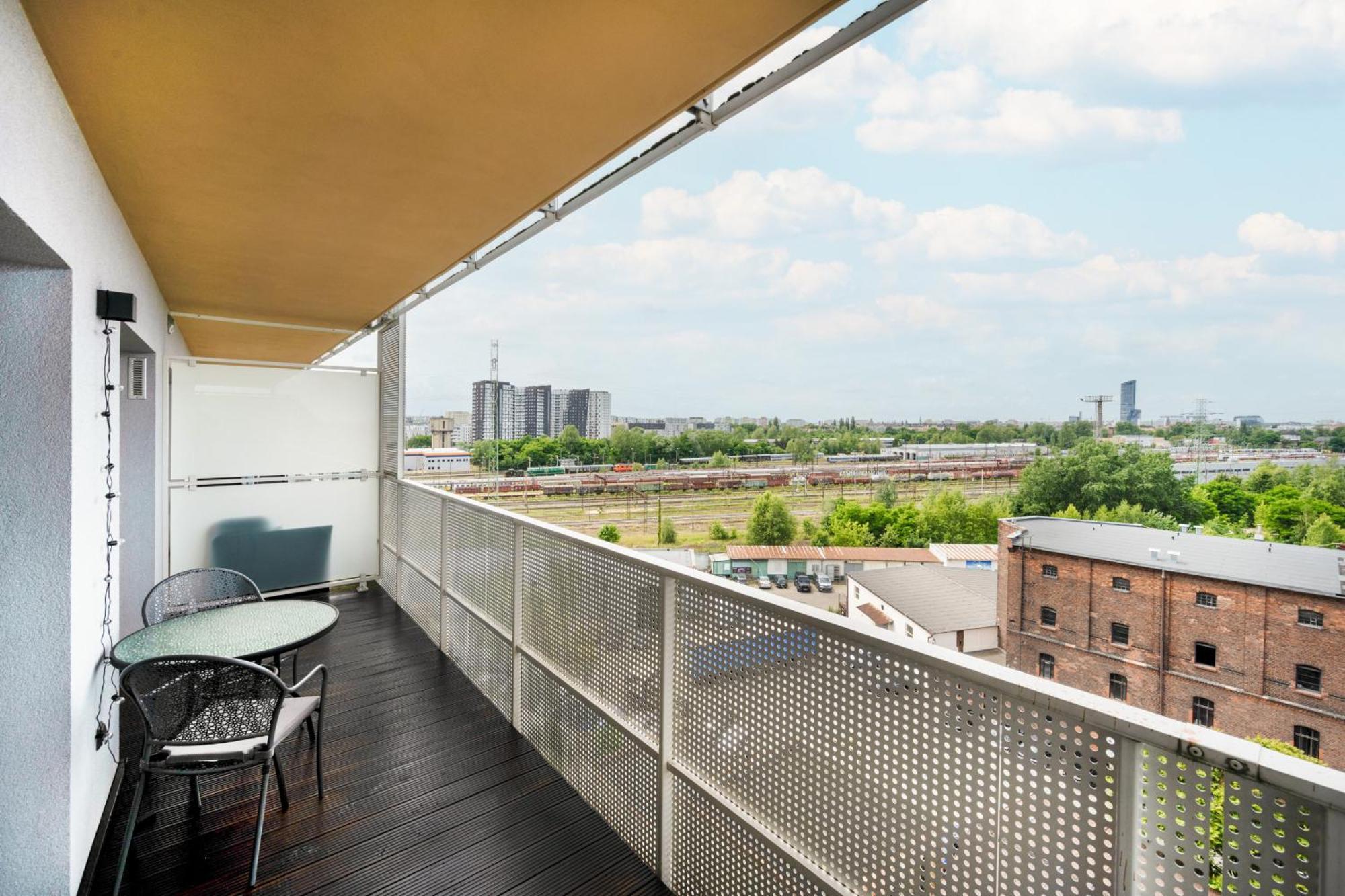 Klasyczny Apartament Z Balkonem We Wroclawiu By Noclegi Renters Exterior foto